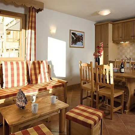 Hotel Belambra Clubs Les Menuires - Le Hameau Des Airelles 2*