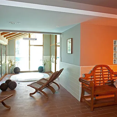 מלון Belambra Clubs Les Menuires - Le Hameau Des Airelles סן-מרטין-דה-בלוויל